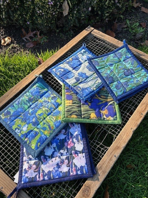 Kitchen: Pot Holder Set of Two - Image 2